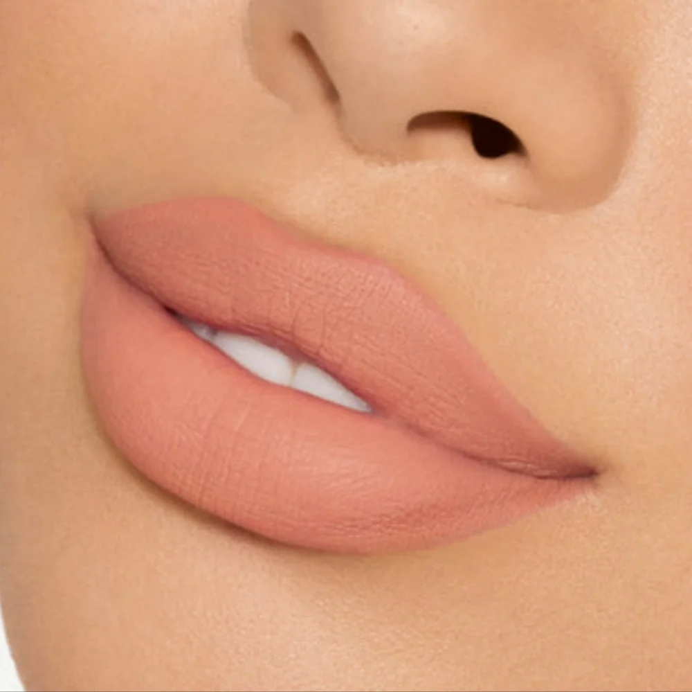 Kylie Cosmetics Matte Liquid Lipstick in Another Day, Another Nude